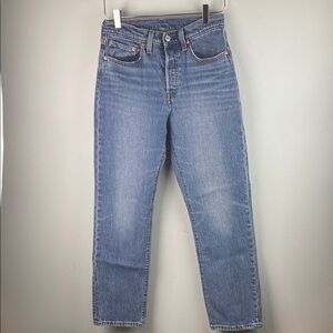 Levi's 501 Button Fly Women’s Blue Straight-Leg Jeans Size W26 L28